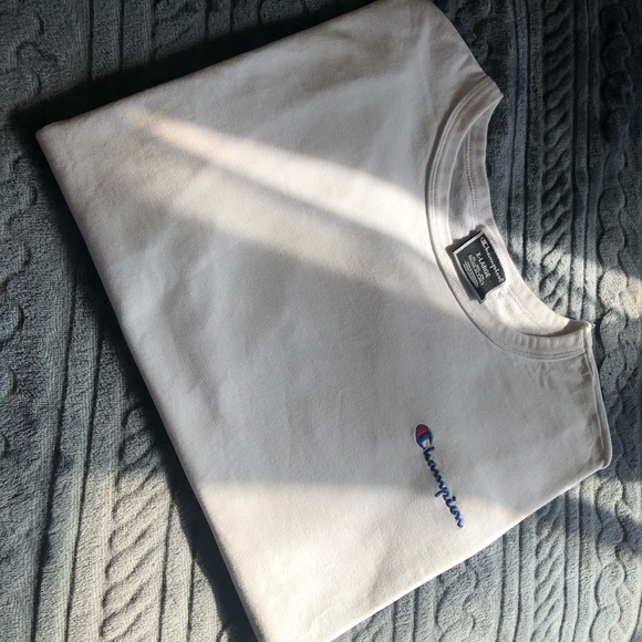 Champion💕 - Picture 2 of 8